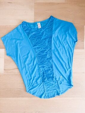 Zumba Fitness Blue Short Sleeve Dolman Tee La Vida Es Hard Top